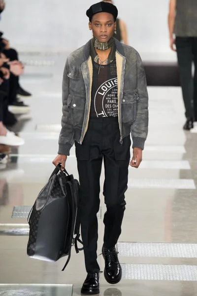 Look 13